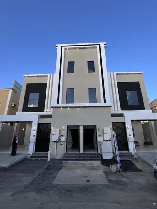 Floor 198 SQM with 8 Bedrooms Al-Raqi, Khamis Mushait