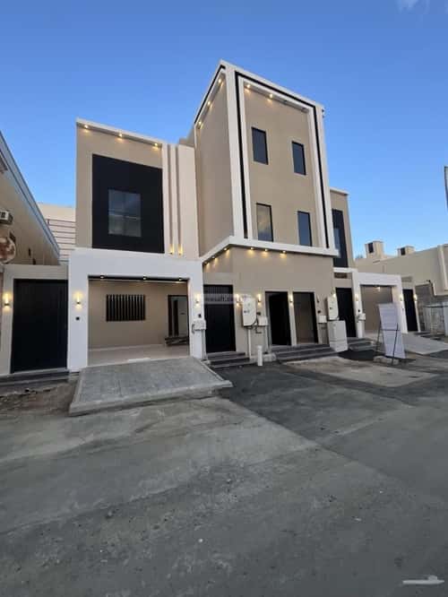 Floor 198 SQM with 8 Bedrooms Al-Raqi, Khamis Mushait