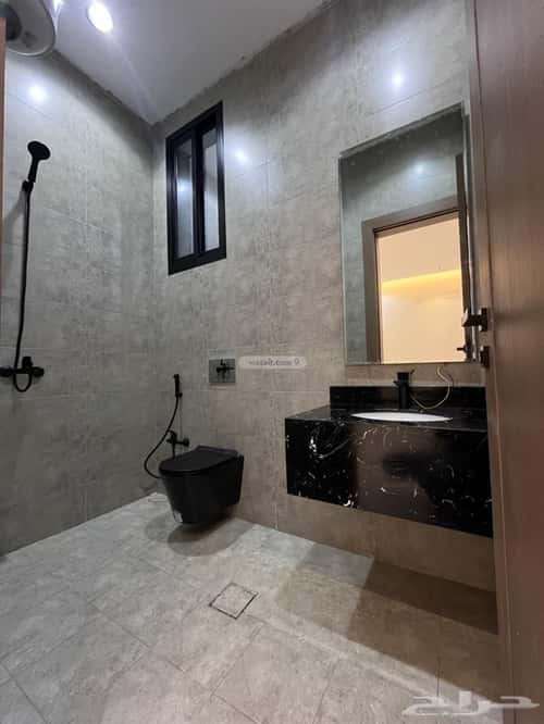 Floor 198 SQM with 8 Bedrooms Al-Raqi, Khamis Mushait
