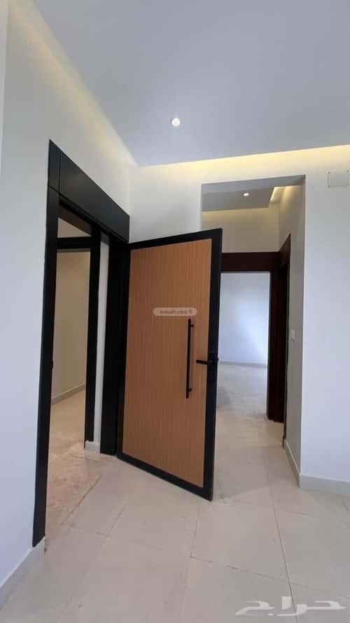 دور 344 متر مربع ب 9 غرف وسط المدينة، أبها