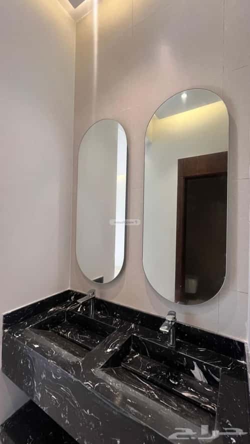 دور 344 متر مربع ب 9 غرف وسط المدينة، أبها