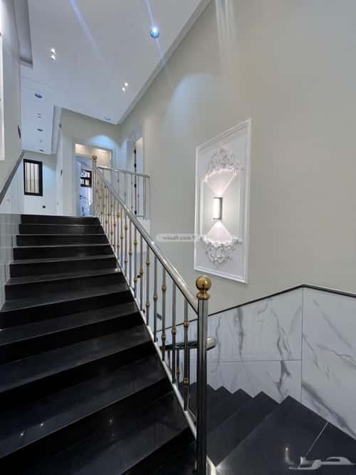 دور 244 متر مربع ب 9 غرف المعارض، خميس مشيط