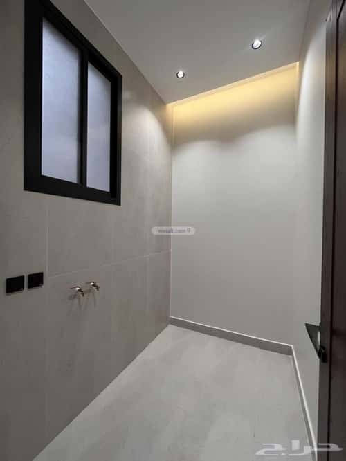 دور 187 متر مربع ب 8 غرف المعمورة، خميس مشيط