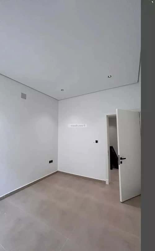 Floor 220 SQM with 3 Bedrooms Al-Hazm, West Riyadh, Riyadh