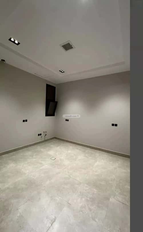 Floor 220 SQM with 4 Bedrooms Qurtubah, East Riyadh, Riyadh