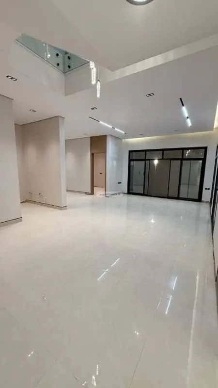 فيلا 312 متر مربع جنوبية على شارع 18م المعيزيلة، شرق الرياض، الرياض