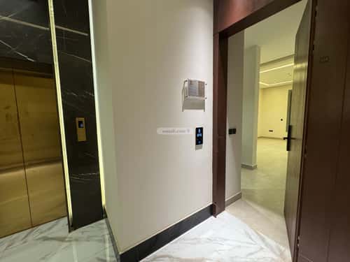 Apartment with 4 Bedrooms Al-Yarmuk, East Riyadh, Riyadh