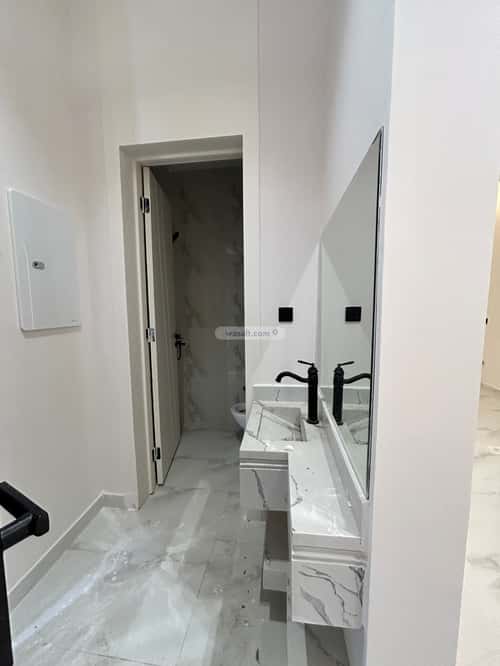 Apartment with 3 Bedrooms Az-Zahra, West Riyadh, Riyadh