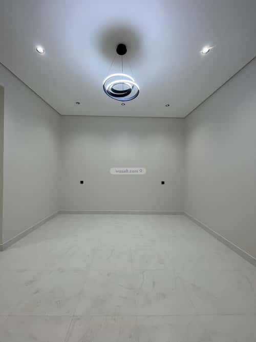 شقة ب 6 غرف المعلاة، أحد رفيدة