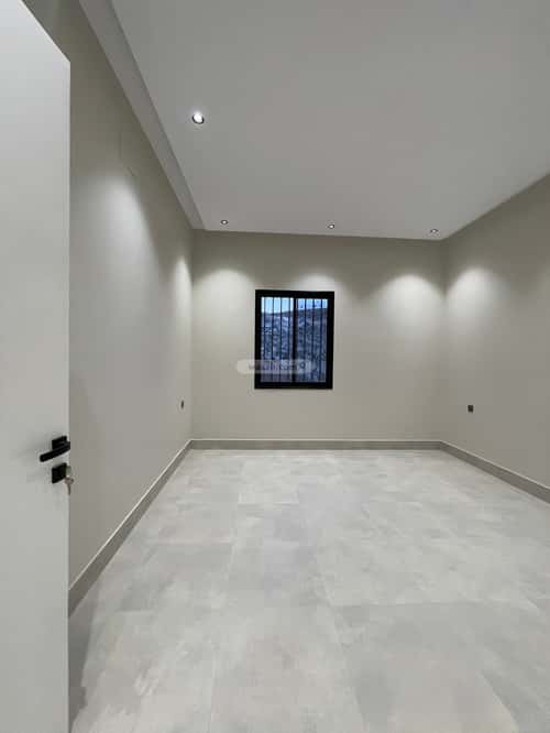 شقة ب 6 غرف سلطانة، أبها