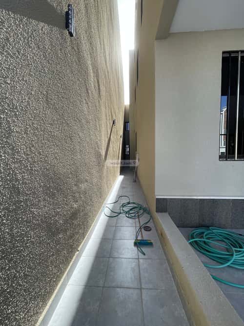 شقة ب 6 غرف ضمك، خميس مشيط