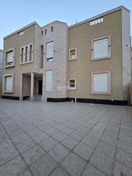 عمارة 827 متر مربع ب 3 أدوار واجهة جنوبية الشراع، شمال جدة، جدة