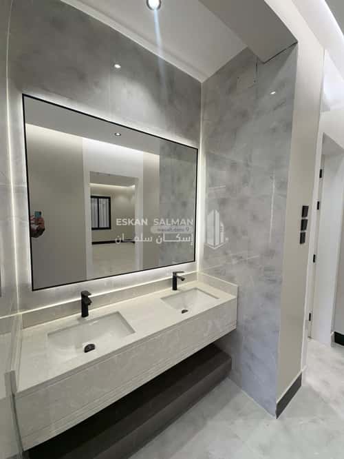 شقة ب 9 غرف المعلاة، أحد رفيدة