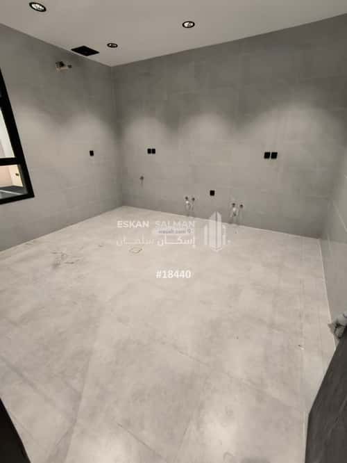 فيلا 300 متر مربع جنوبية على شارع 20م الرحمانية، شرق جدة، جدة