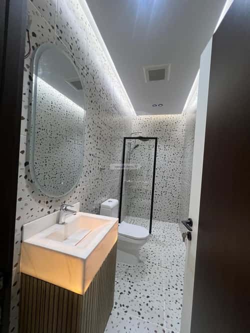 شقة 172 متر مربع ب 4 غرف الروضة، شمال جدة، جدة