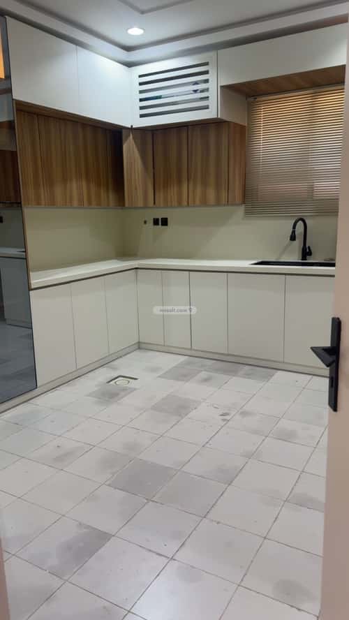 دور 390 متر مربع ب 5 غرف طويق، غرب الرياض، الرياض