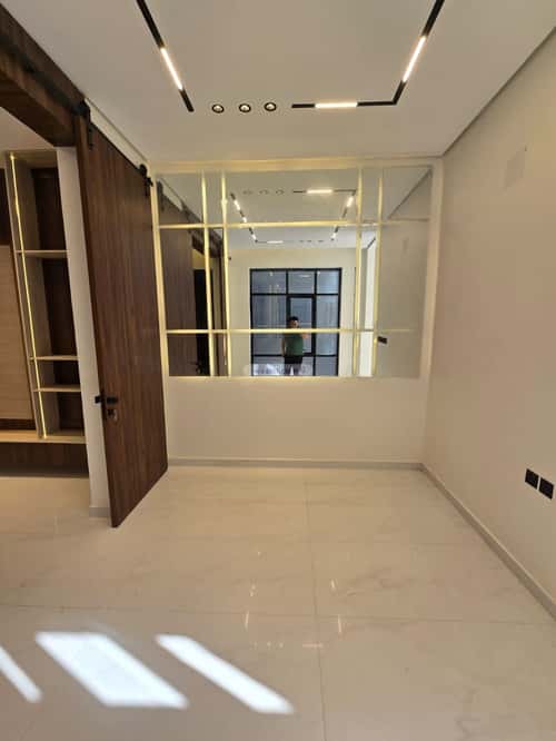 Floor 142 SQM with 5 Bedrooms Al Marjan, East Riyadh, Riyadh