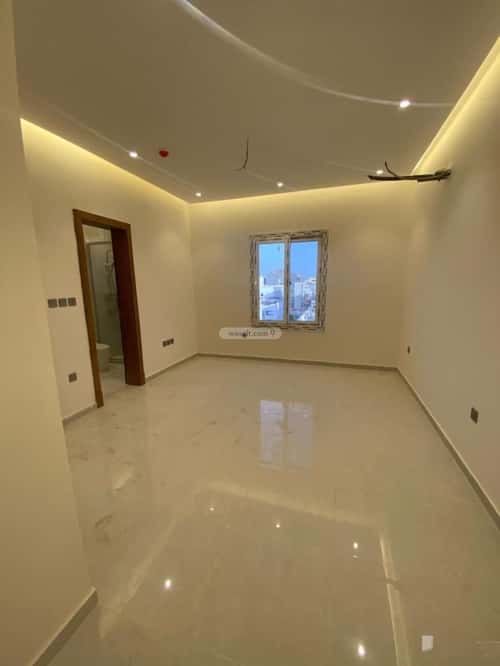 3 bedroom apartment in Al Rawdah