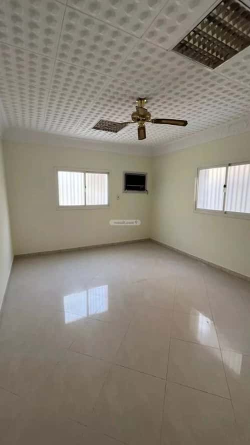 فيلا 547 متر مربع جنوبية على شارع 15م الزهرة، البكيرية