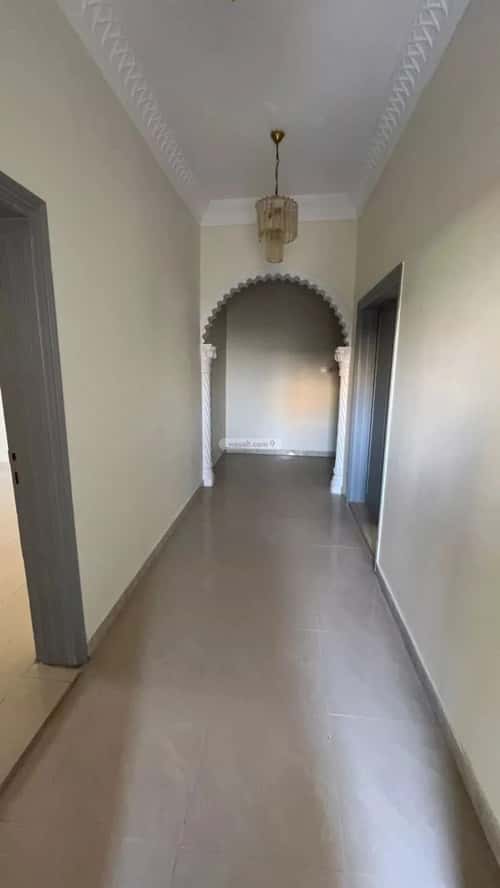 فيلا 547 متر مربع جنوبية على شارع 15م الزهرة، البكيرية