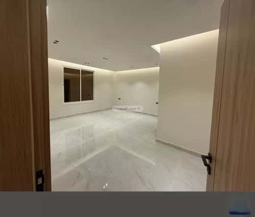 Floor 450 SQM with 5 Bedrooms Al-Malqa, North Riyadh, Riyadh