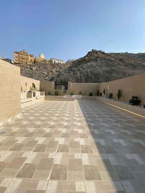 Villa 481 SQM Facing East on 20m Width Street Alawaly, Makkah Al Mukarramah