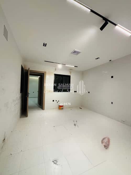 Apartment with 6 Bedrooms Al Aziziyah - Al Jubail, Jubail