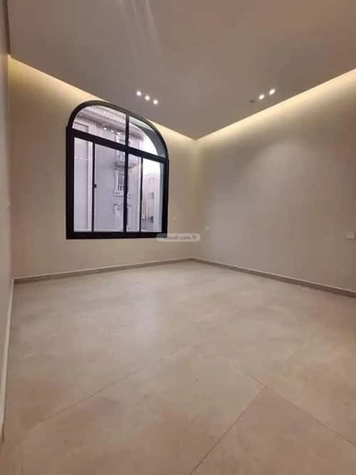 شقة 4 غرف في الروضة