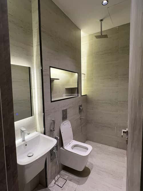 Apartment with 5 Bedrooms Dahrat Laban, West Riyadh, Riyadh