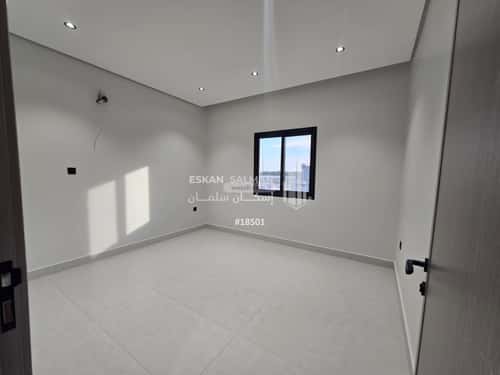 فيلا 253 متر مربع غربية على شارع 20م الأمواج، الخبر