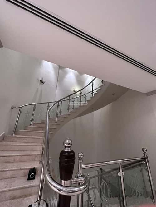 فيلا 414 متر مربع جنوبية على شارع 15م الياسمين، شمال الرياض، الرياض