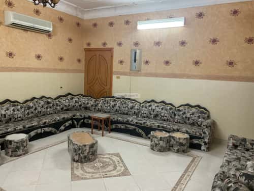 فيلا 908 متر مربع شرقية على شارع 12م السداد، الطائف