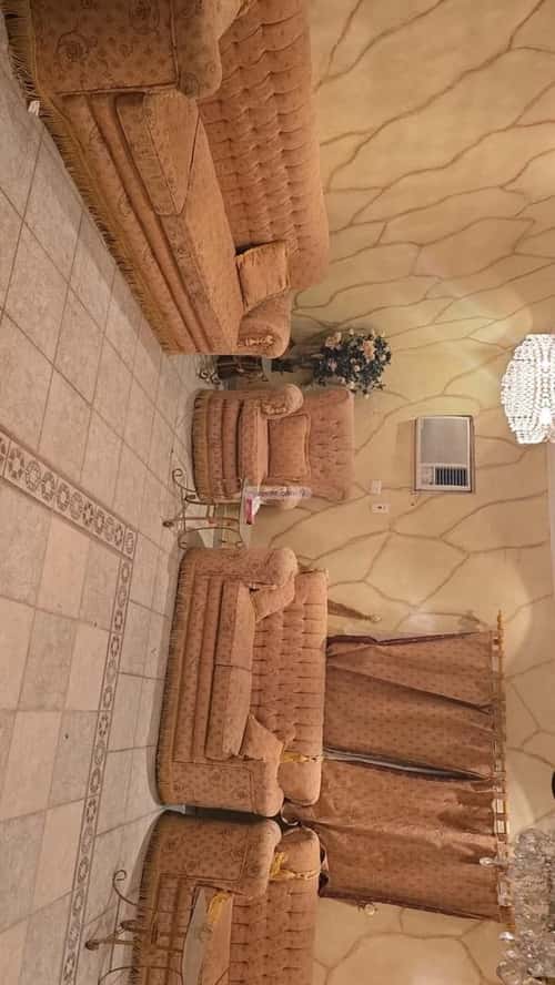 فيلا 908 متر مربع شرقية على شارع 12م السداد، الطائف