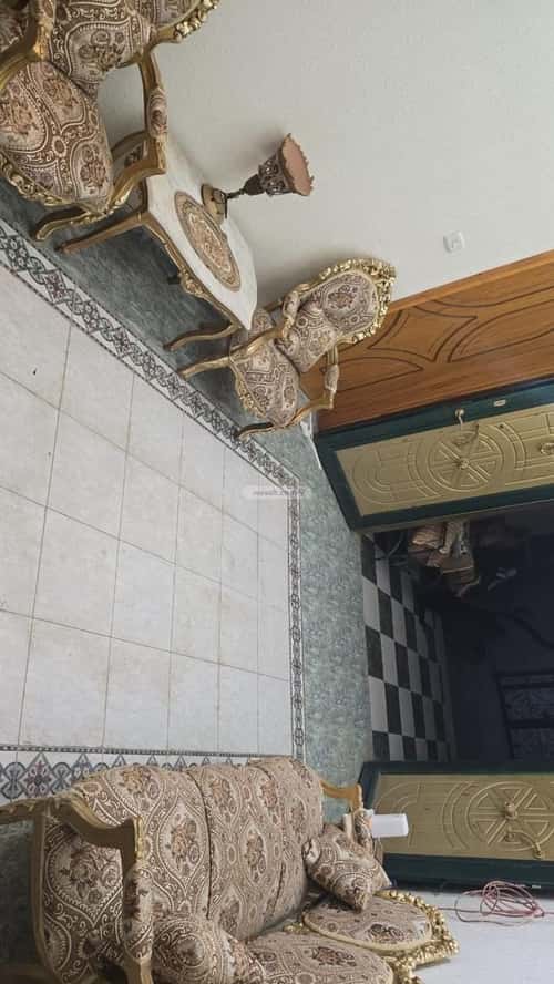 فيلا 908 متر مربع شرقية على شارع 12م السداد، الطائف