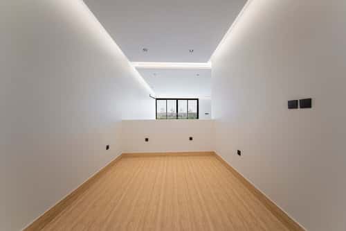 فيلا 300 متر مربع واجهة جنوبية ب 4 غرف العاصمة، الدرعية