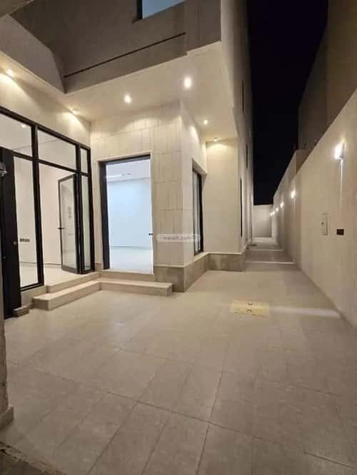 فيلا 312 متر مربع جنوبية على شارع 18م المعيزيلة، شرق الرياض، الرياض