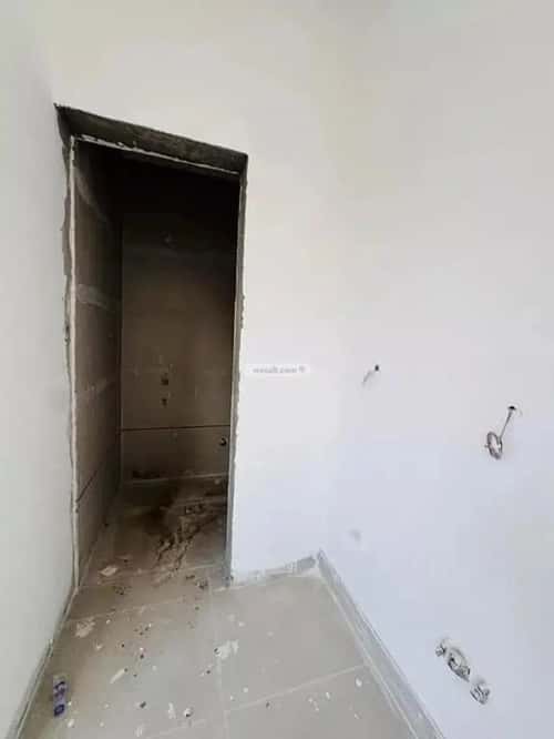 Floor 177 SQM with 4 Bedrooms Al-Yarmuk, East Riyadh, Riyadh