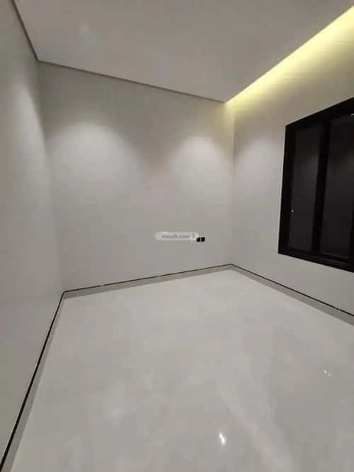 فيلا 312 متر مربع جنوبية على شارع 18م المعيزيلة، شرق الرياض، الرياض