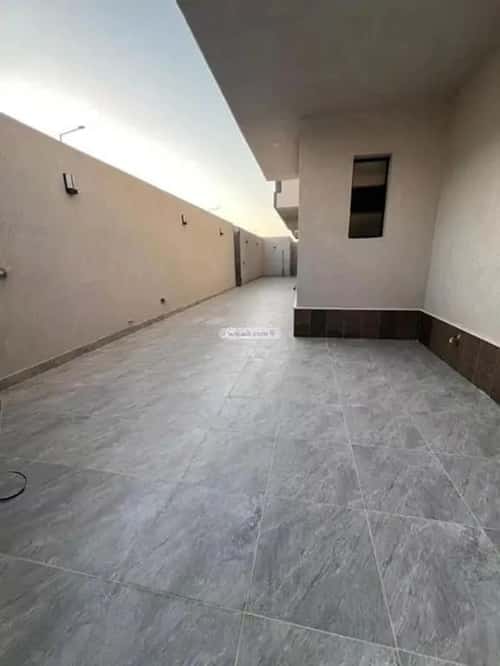 7 bedroom villa in Al Rimal