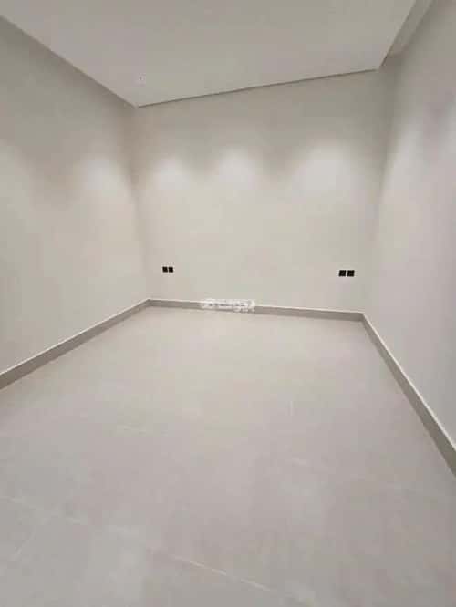 فيلا 282 متر مربع شمالية على شارع 15م اليرموك، شرق الرياض، الرياض