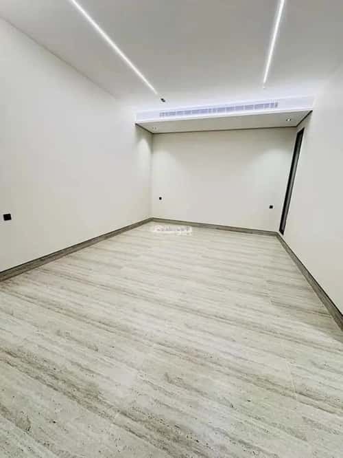 Floor 335 SQM with 5 Bedrooms Qurtubah, East Riyadh, Riyadh