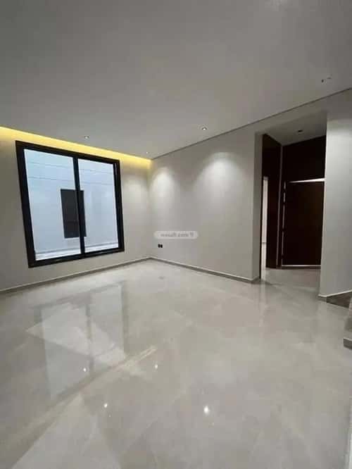 فيلا 312 متر مربع غربية على شارع 18م الرمال، شرق الرياض، الرياض