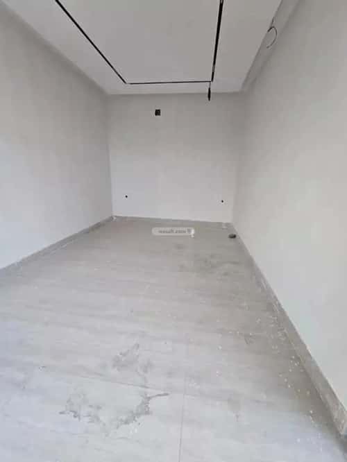 فيلا 300 متر مربع غربية على شارع 20م الرمال، شرق الرياض، الرياض