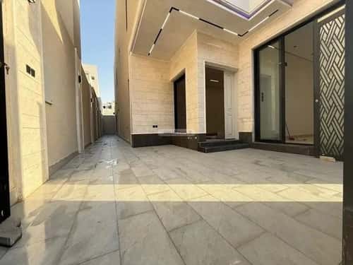 فيلا 312 متر مربع شمالية على شارع 15م الرمال، شرق الرياض، الرياض