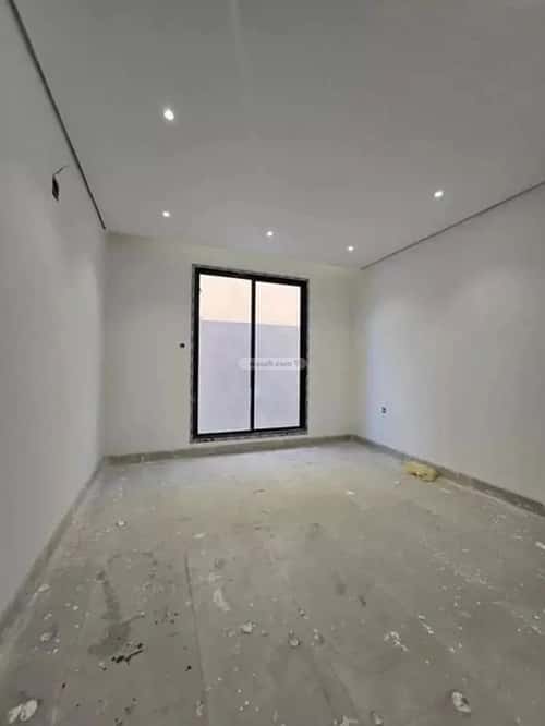 Villa 252 SQM Facing North on 15m Width Street Al-Maizaliyah, East Riyadh, Riyadh