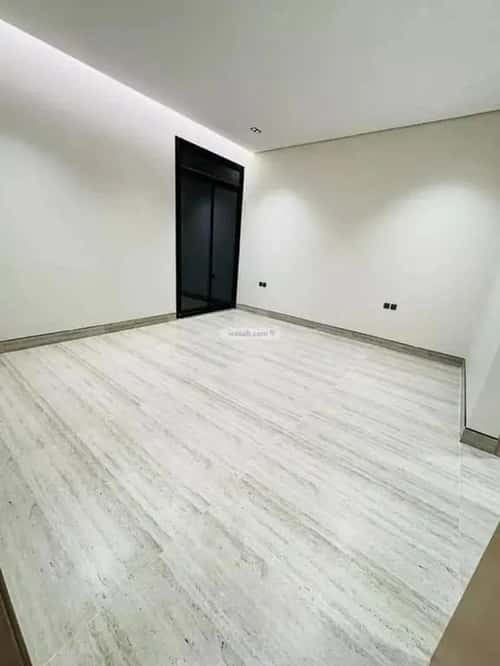 Floor 335 SQM with 5 Bedrooms Qurtubah, East Riyadh, Riyadh