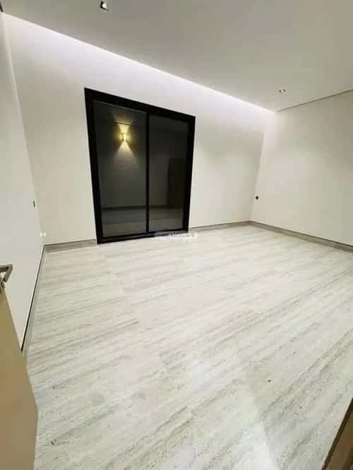 Floor 335 SQM with 5 Bedrooms Qurtubah, East Riyadh, Riyadh