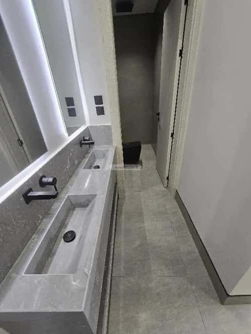 Apartment with 3 Bedrooms Ar-Rimal, East Riyadh, Riyadh