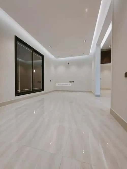 Villa 260 SQM Facing South on 15m Width Street Ar-Rimal, East Riyadh, Riyadh