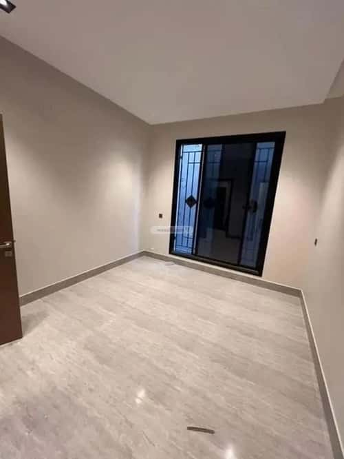 فيلا 260 متر مربع جنوبية على شارع 18م الرمال، شرق الرياض، الرياض